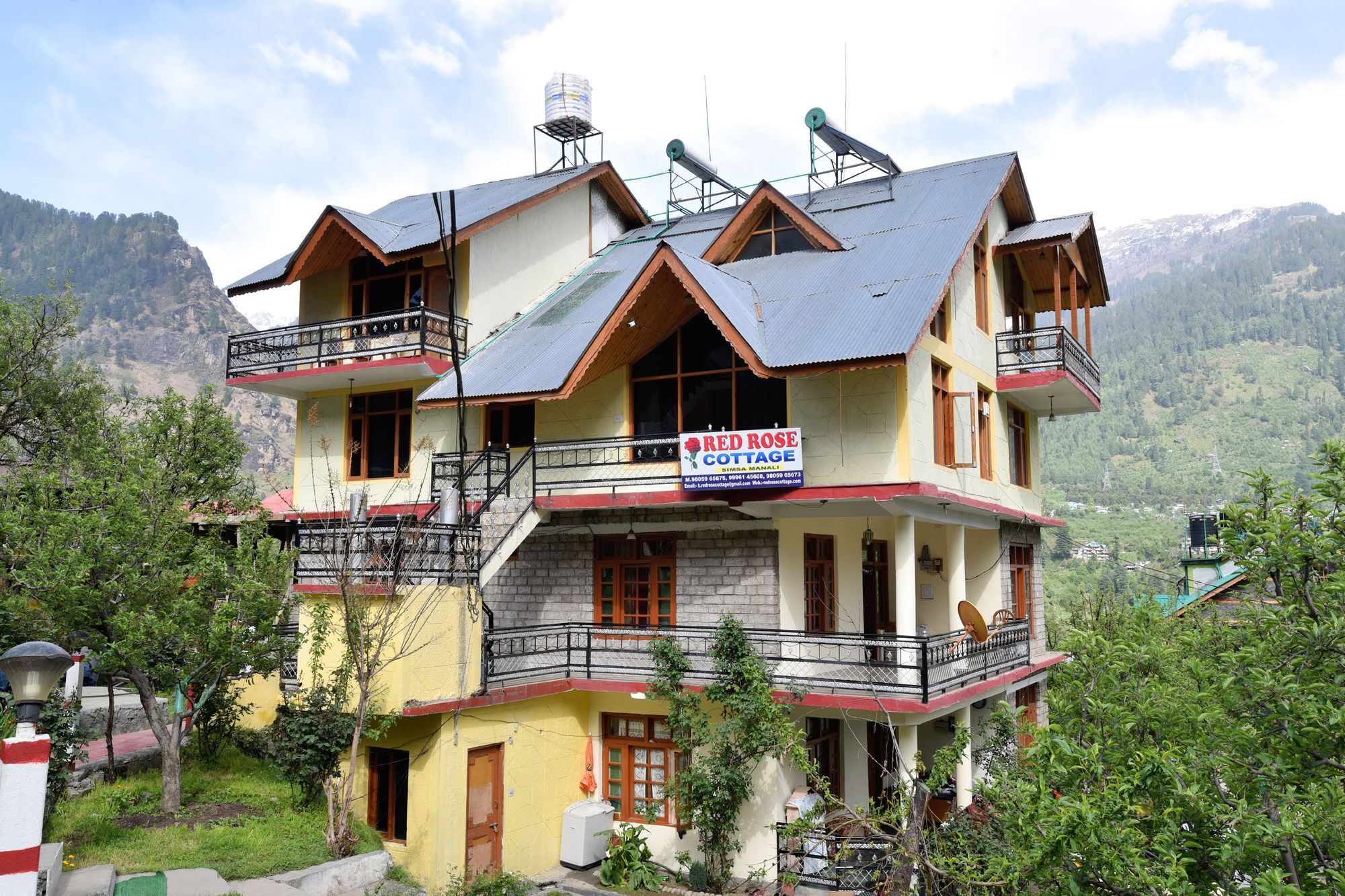 Oyo 13232 Red Rose Cottage Manali  Exterior photo